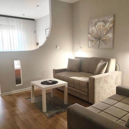Apartments & Accommodation Stojic Nowy Sad Zewnętrze zdjęcie